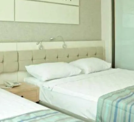 Hotell Lara Garden